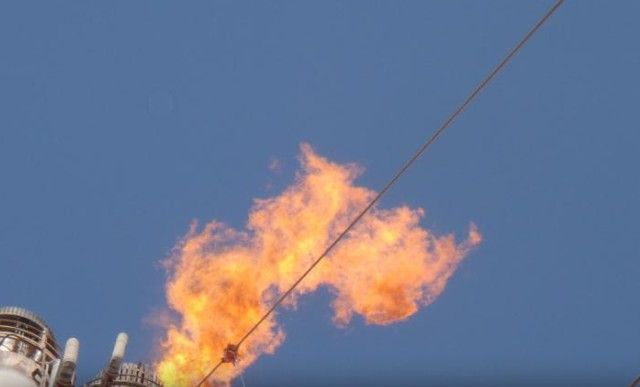 阿布扎比火炬烟囱拉线